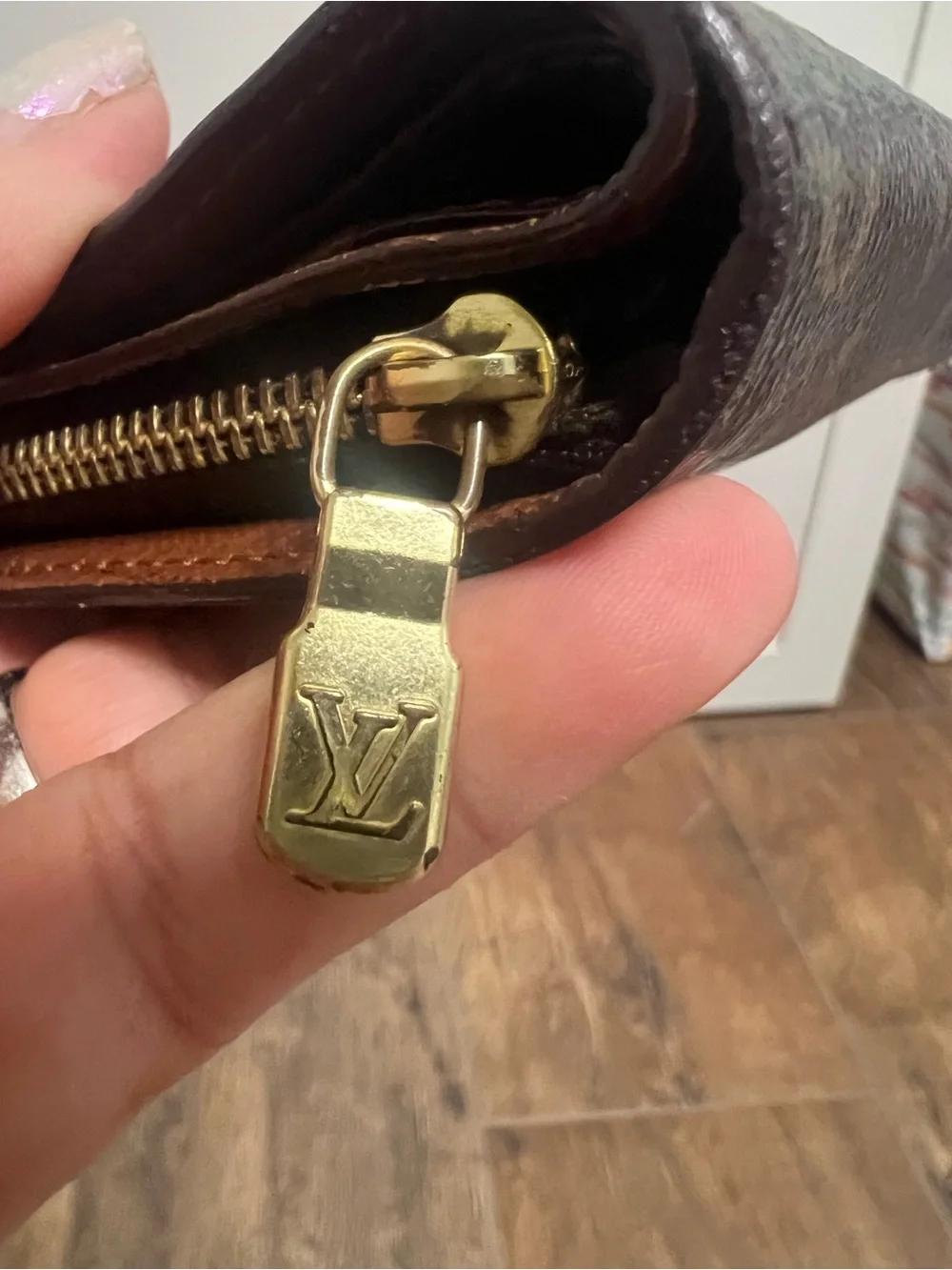 Louis Vuitton Monogram Compact Bifold Wallet - Excellent Condition